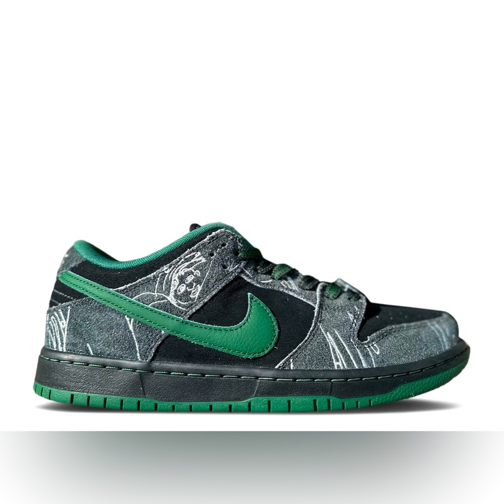 THERE Skateboards x Dunk Low SB 'Ultra Humanized' Special Box